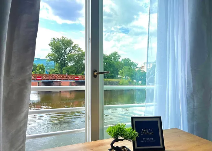 Bed & Breakfast Great Polonia River Boat