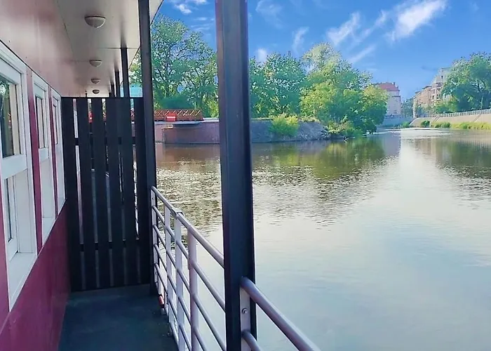 Alojamento de Acomodação e Pequeno-almoço Great Polonia River Boat Wrocław