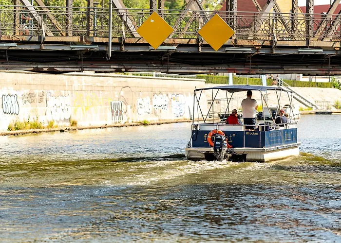 Alojamento de Acomodação e Pequeno-almoço Great Polonia River Boat Wrocław